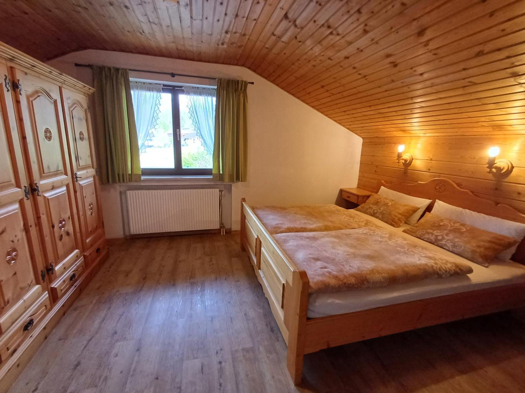 Gaestehaus Kayetan Клайс Екстериор снимка